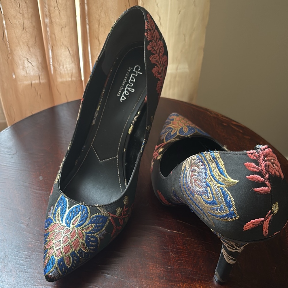 Charles by Charles David Black and Multicolor Embroidered Heels